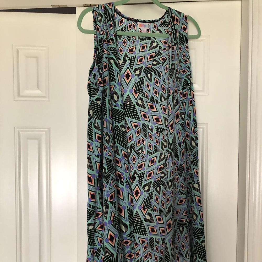 NWT Lularoe Joy size medium